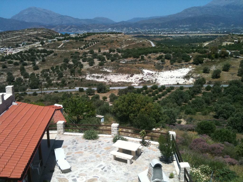 Villas Alexandros Petrino Kalamaki  Rum bild