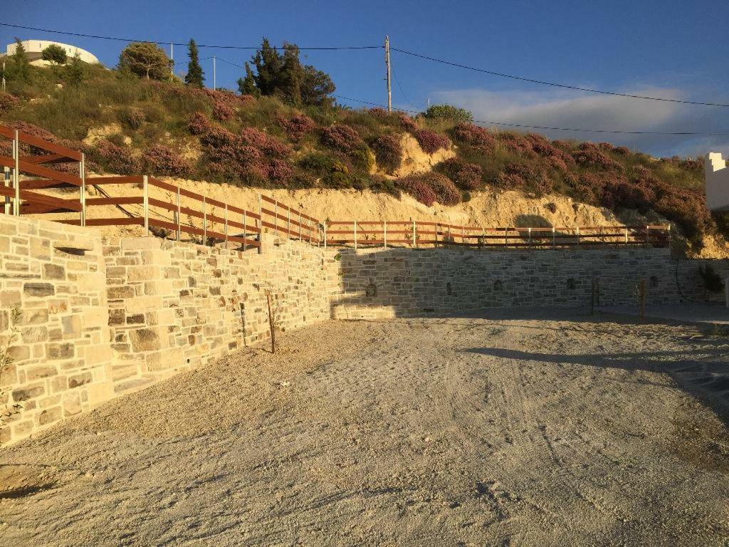 Villas Alexandros Petrino Kalamaki  Exteriör bild